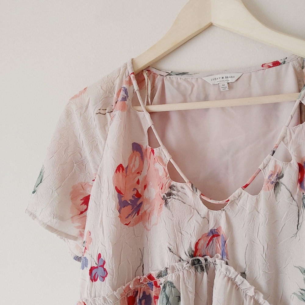 SOLD - Lucky Brand Floral Flutter Sleeve Top - Picture 5 of 5